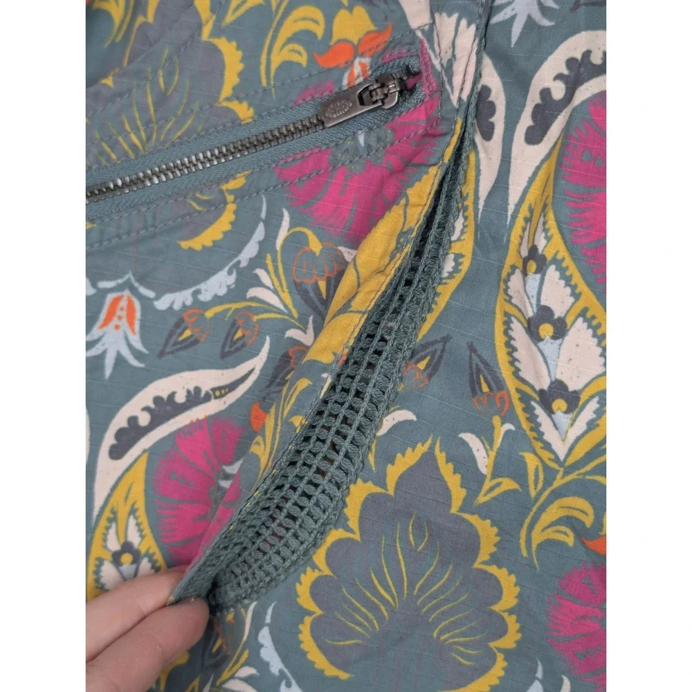 FP Movement Off The Grid Shorts Womens S Floral Gorpcore Parachute Utility‎